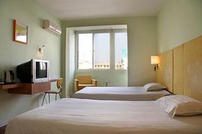 фото отеля Qingdao Renjia Business Hotel