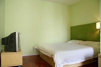 фото отеля Qingdao Renjia Business Hotel