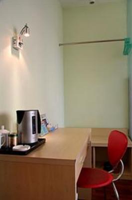 фото отеля Qingdao Renjia Business Hotel