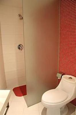 фото отеля Qingdao Renjia Business Hotel