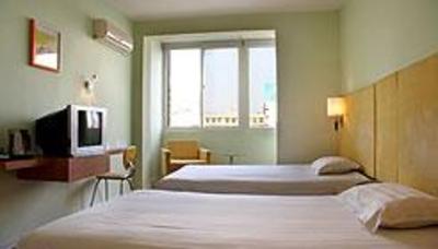 фото отеля Qingdao Renjia Business Hotel