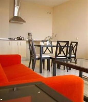 фото отеля Apartamentos Lux Sevilla Bormujos