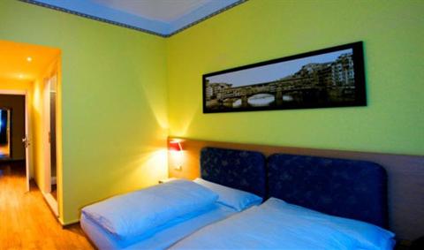 фото отеля Simply Hotel