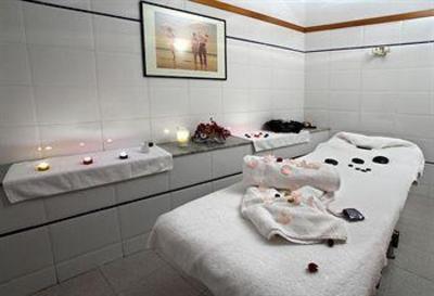 фото отеля Hotel Balneari Termes Victoria Spa Caldes De Montbui