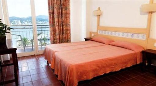 фото отеля Piscis Park Hotel Ibiza