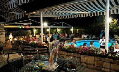 фото отеля Paxos Club Apartments
