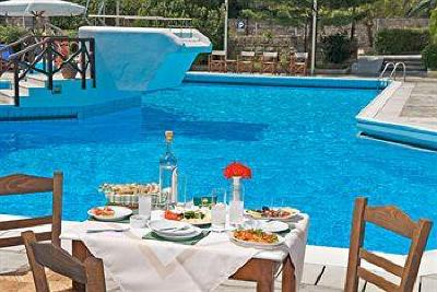 фото отеля Paxos Club Apartments