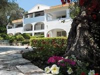 Paxos Club Apartments