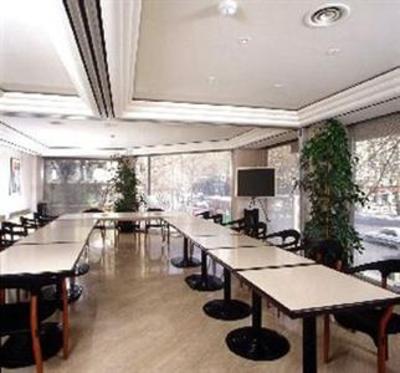 фото отеля BEST WESTERN Hotel Trafalgar