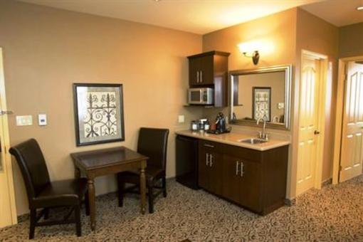 фото отеля BEST WESTERN The Parlour Historic Inn and Suites