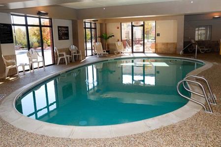 фото отеля Hampton Inn & Suites Manchester - Bedford