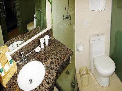 фото отеля Green Tree Inn (Zhenjiang Zhongshan West Road)