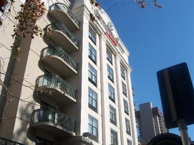 фото отеля SpringHill Suites Memphis Downtown