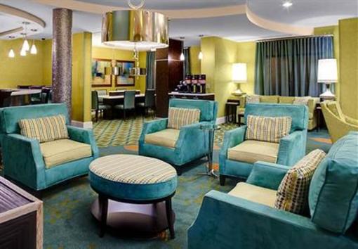 фото отеля SpringHill Suites Memphis Downtown