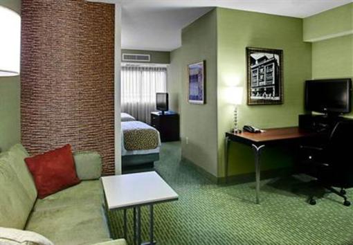 фото отеля SpringHill Suites Memphis Downtown