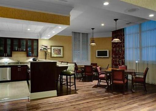 фото отеля SpringHill Suites Memphis Downtown