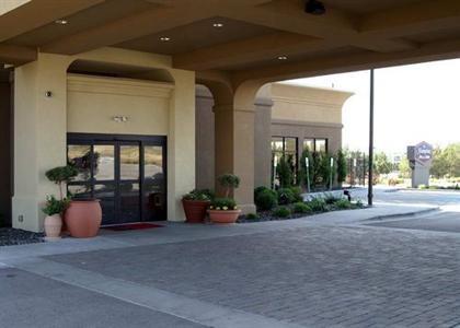 фото отеля Hampton Inn & Suites Mountain Home