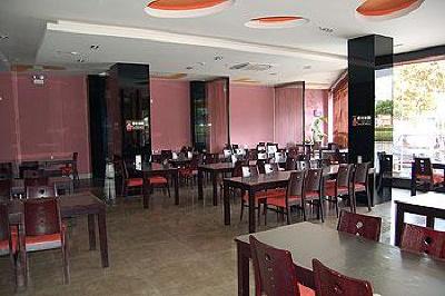 фото отеля Foreverinns(Jiujiang)