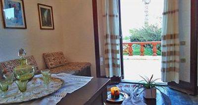 фото отеля Vangelis Villas