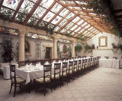 фото отеля The Green Garden Hotel