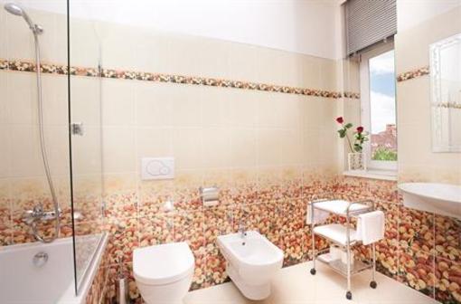 фото отеля The Green Garden Hotel