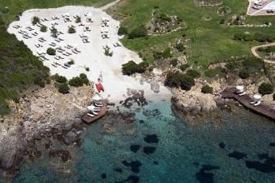 фото отеля Colonna Beach Hotel & Resort Arzachena