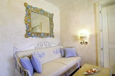 фото отеля Colonna Beach Hotel & Resort Arzachena