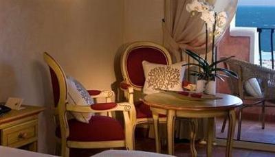 фото отеля Colonna Beach Hotel & Resort Arzachena