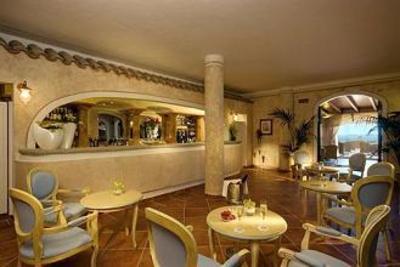 фото отеля Colonna Beach Hotel & Resort Arzachena