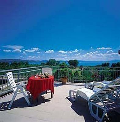 фото отеля Hotel La Darsena Passignano sul Trasimeno