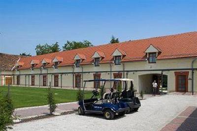 фото отеля Hotel Golf Castle Mokrice