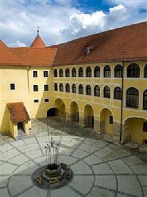 фото отеля Hotel Golf Castle Mokrice