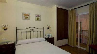 фото отеля Hostal Jayma