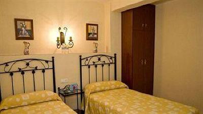 фото отеля Hostal Jayma