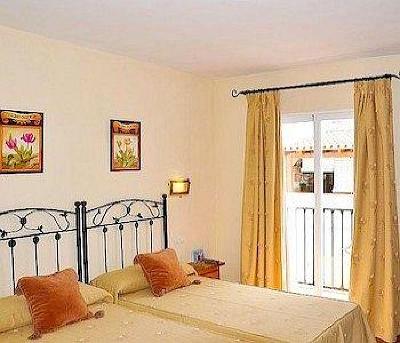 фото отеля Hostal Jayma