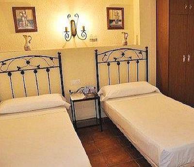 фото отеля Hostal Jayma