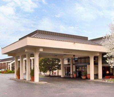 фото отеля Baymont Inn & Suites Murfreesboro