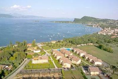фото отеля Residence Onda Blu Hotel Manerba del Garda