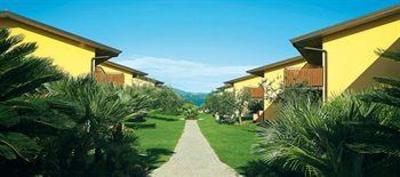 фото отеля Residence Onda Blu Hotel Manerba del Garda