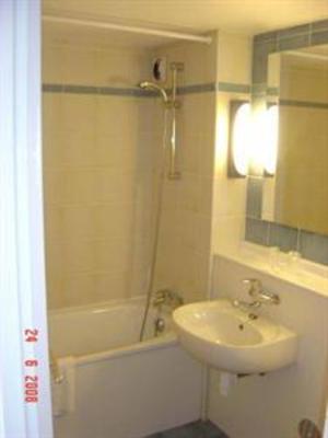 фото отеля Hotel Campanile Roissy Survilliers Saint-Witz