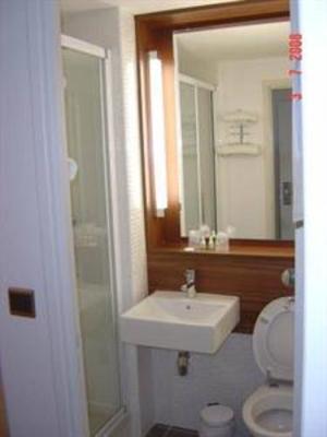 фото отеля Hotel Campanile Roissy Survilliers Saint-Witz