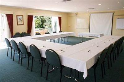 фото отеля Waitakere Estate Hotel