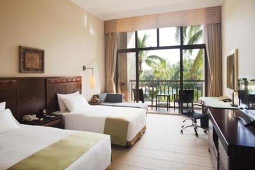 фото отеля Holiday Inn Resort Sanya Bay