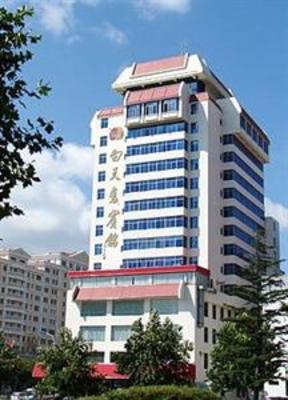 фото отеля White Swan Hotel