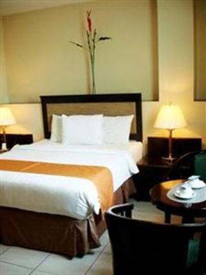фото отеля The Maxwell Hotel Cebu City