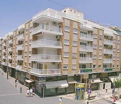 фото отеля Apartamentos Avenida Benidorm