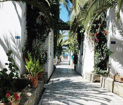 фото отеля Galeana Beach Hotel