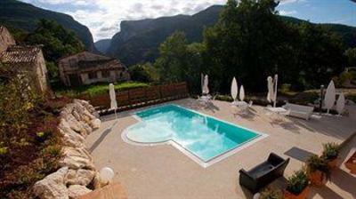 фото отеля Airone B&B Frasassi