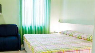 фото отеля Airone B&B Frasassi