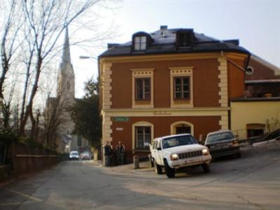 фото отеля Youth Hostel Nikolaus Glockenhaus